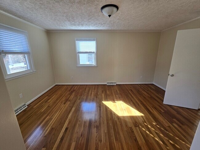 Building Photo - 20716 Vernetta Ln