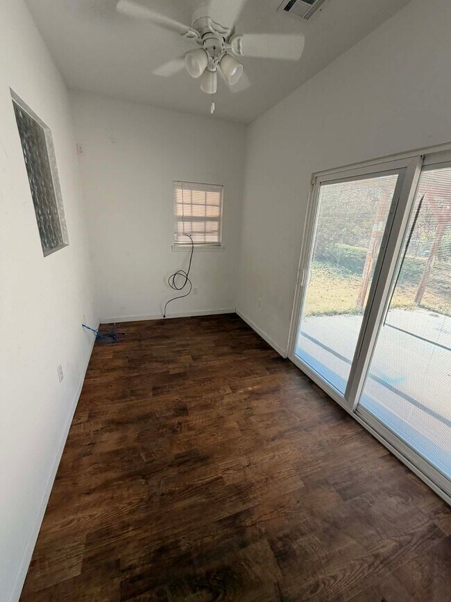 Building Photo - COMING SOON: Beautiful 3 bed/2 bath home located in Webb City! Two car attached garage, storm she...