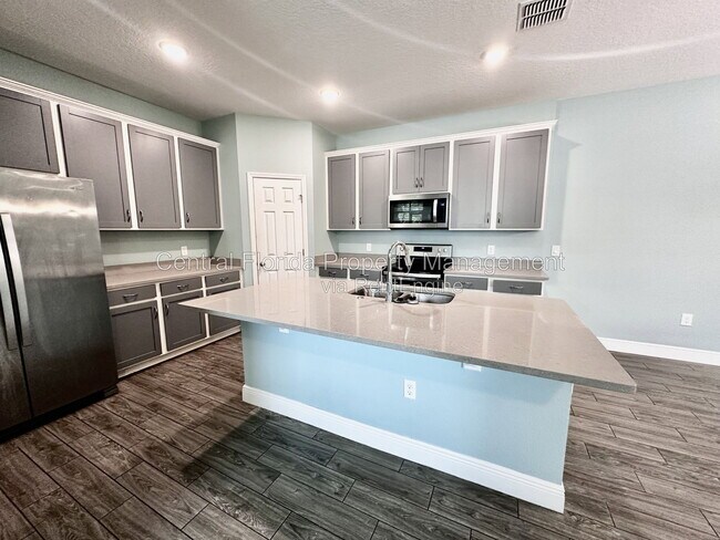 Building Photo - 2461 Firstlight Wy