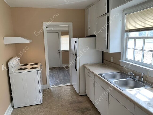 Building Photo - 2617 Avenue K