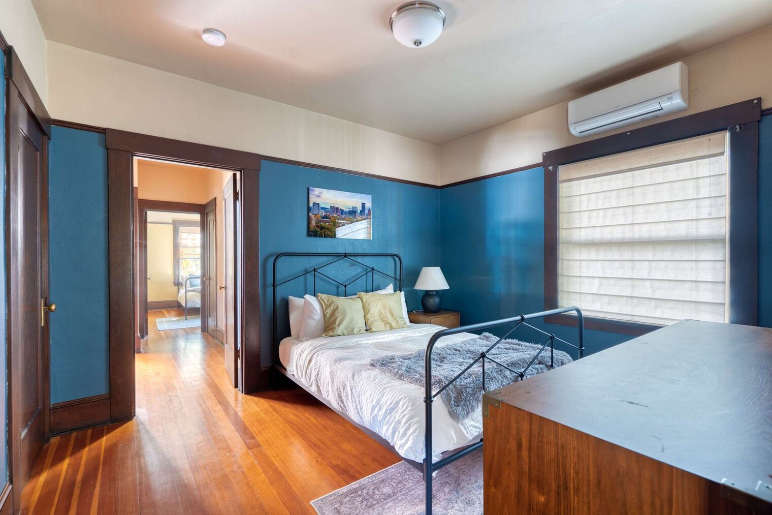 Building Photo - 2034 NE Flanders St