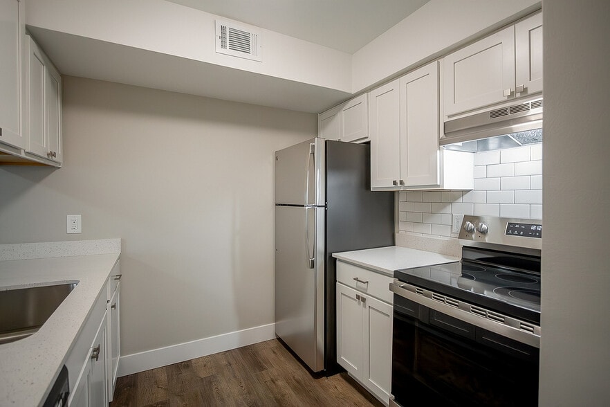 The Gala Premium - Alpine Lake Apartments