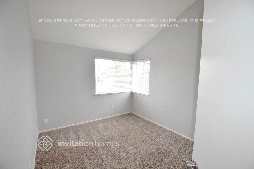 Building Photo - 1368 Northwood Dr