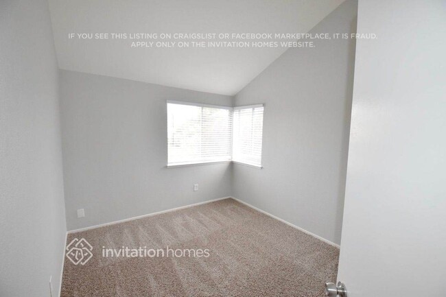 Building Photo - 1368 Northwood Dr