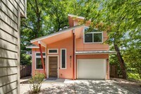 Building Photo - 2708 Willow St