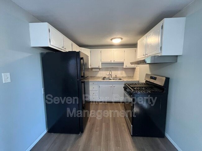 Building Photo - 1413 Caldwell Pl