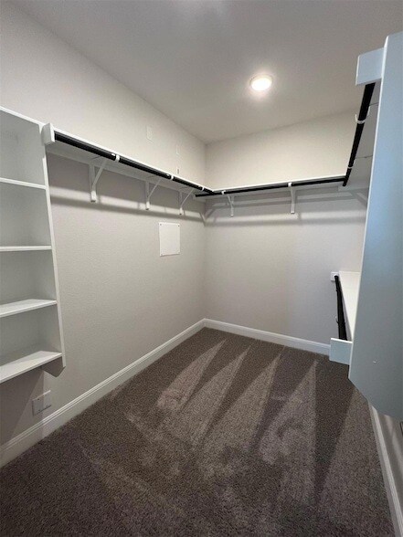 Building Photo - 15501 Ellinger Dr