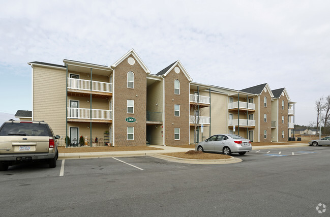 Building Photo - Wedgefield Apartments