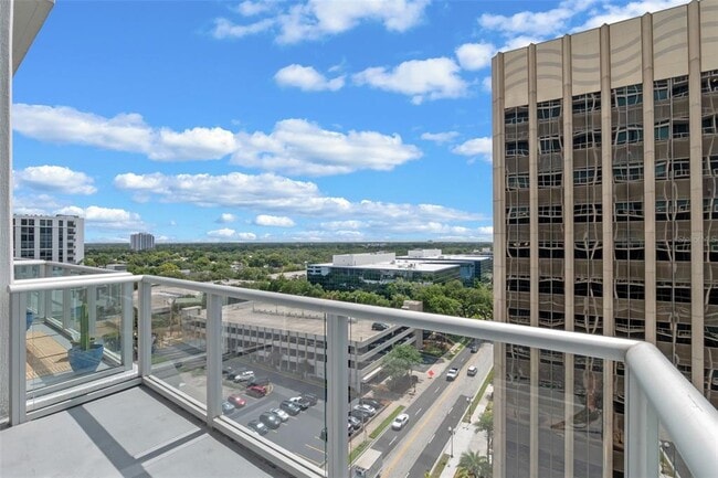 Building Photo - 150 E Robinson St