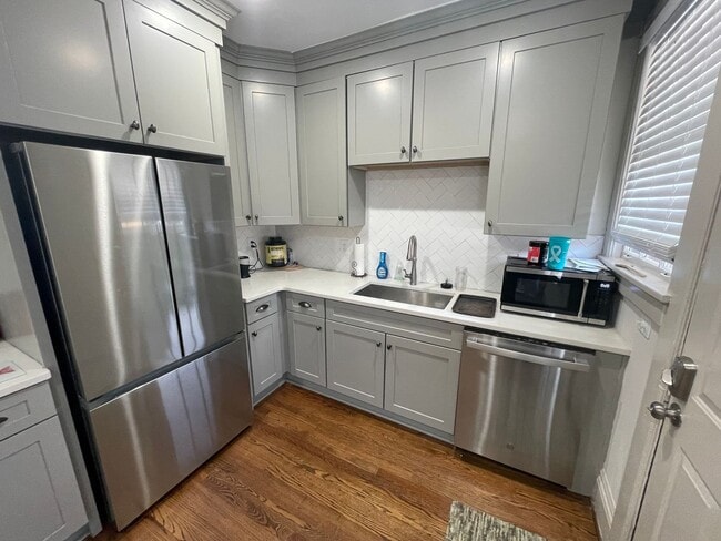 Building Photo - Penny Lane - 1BR/1BA