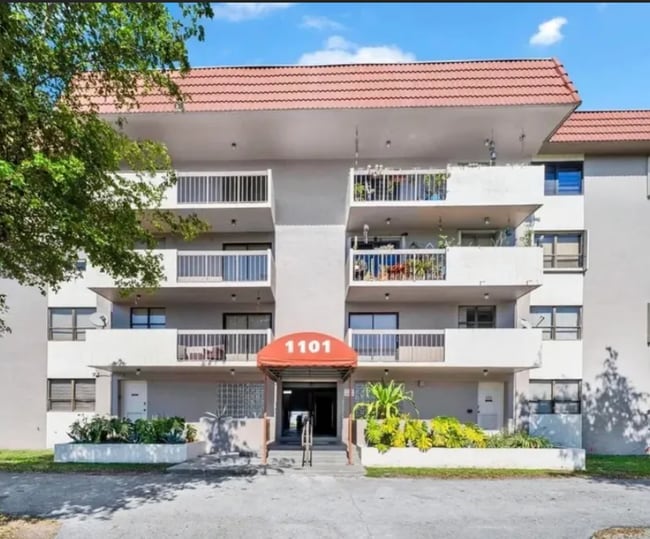 Building Photo - 1101 SW 122nd Ave