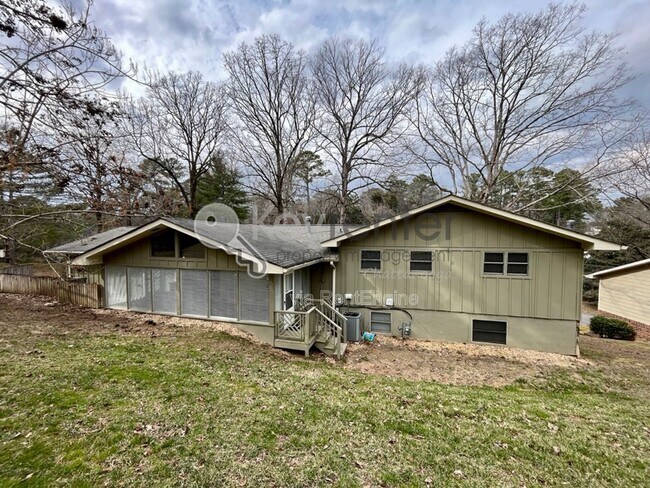 Building Photo - 4704 Privateer Rd