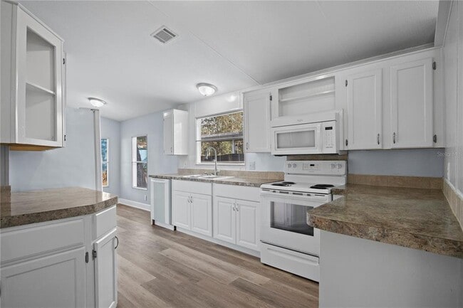 Building Photo - 10522 Bay Hills Cir