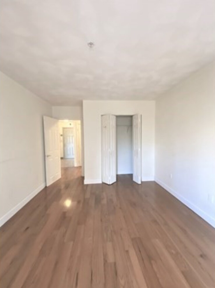 Building Photo - 373 Highland Ave