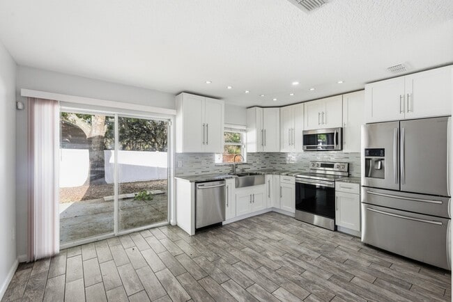 Building Photo - 11479 Brown Quail Ct