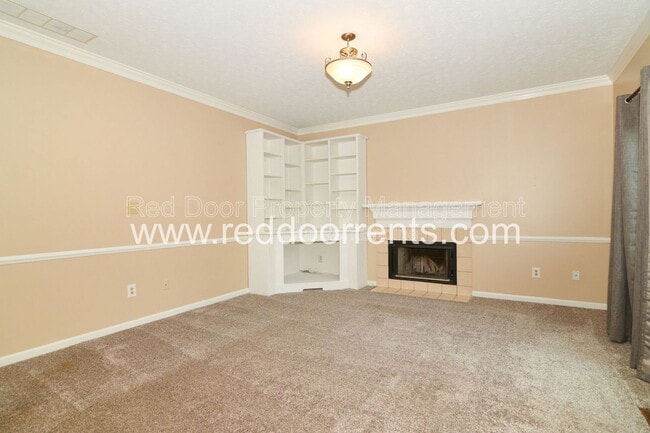 Building Photo - 12854 S Fleetwood Dr