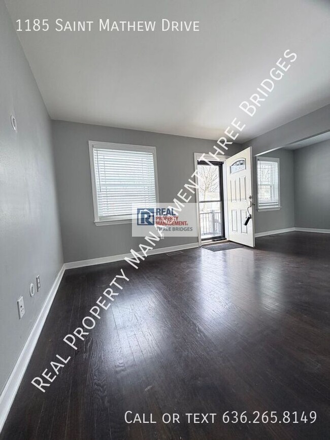 Building Photo - 1185 St Matthew Dr