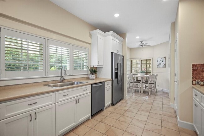 Building Photo - 4941 Bayshore Blvd