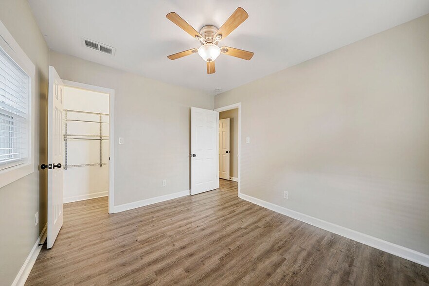 Building Photo - 600 Frasier St SE