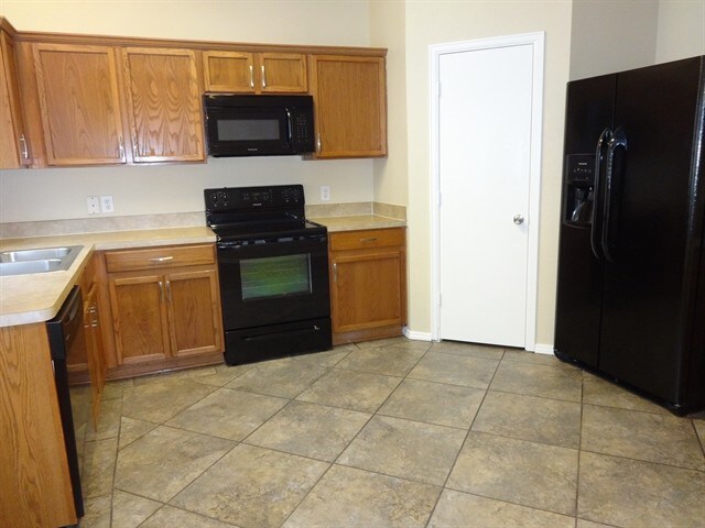 Building Photo - 2029 Wild Turkey Dr