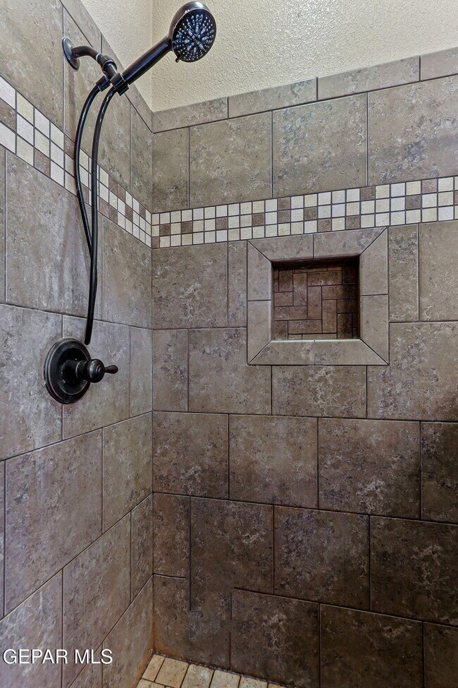 Building Photo - 3136 Destiny Point Dr