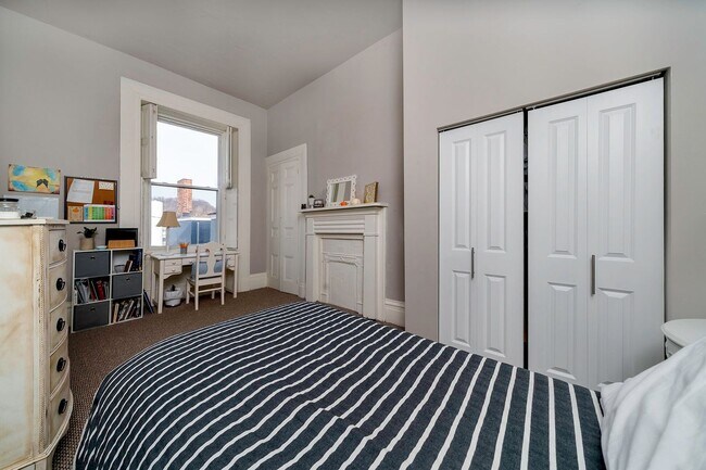 Building Photo - 2353 Sidney St