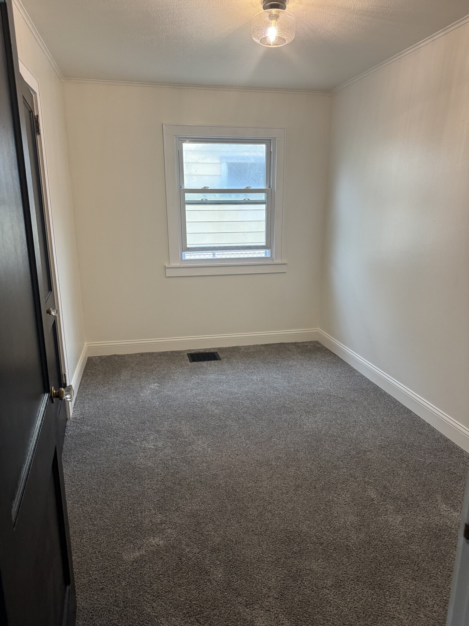 Building Photo - 2706 S 71st St