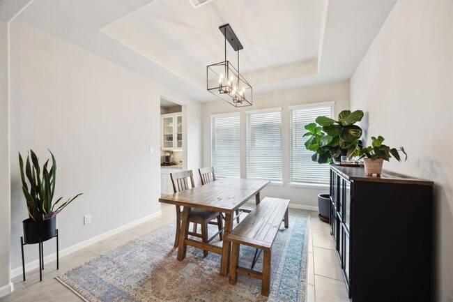 Building Photo - 3039 Forest Creek Dr
