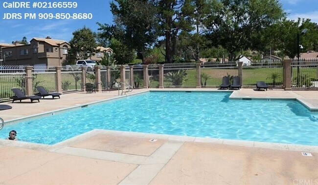 Building Photo - Chino Hills 2 Bedroom Townhome