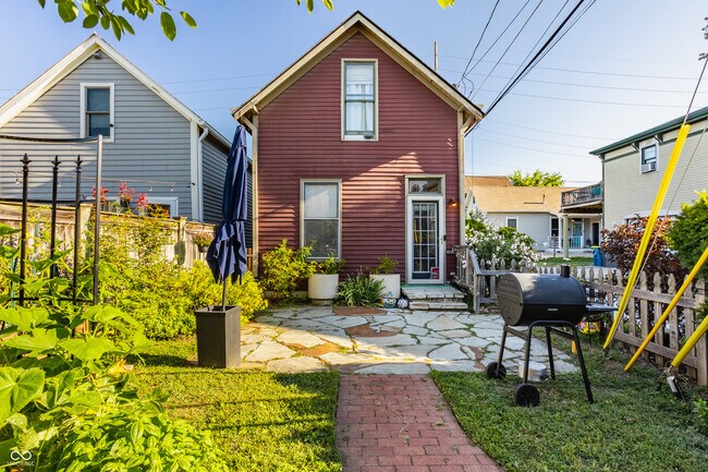 Building Photo - 607 Lord St