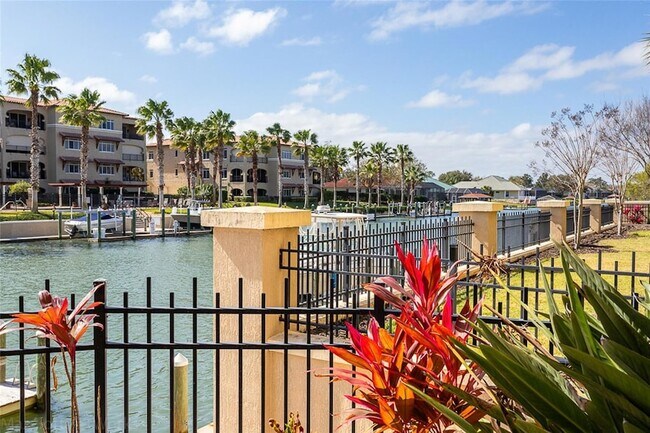 Building Photo - 300 Bella Harbor Ct
