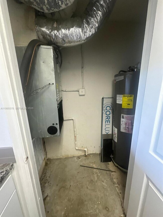 Building Photo - 2303 N Congress Ave