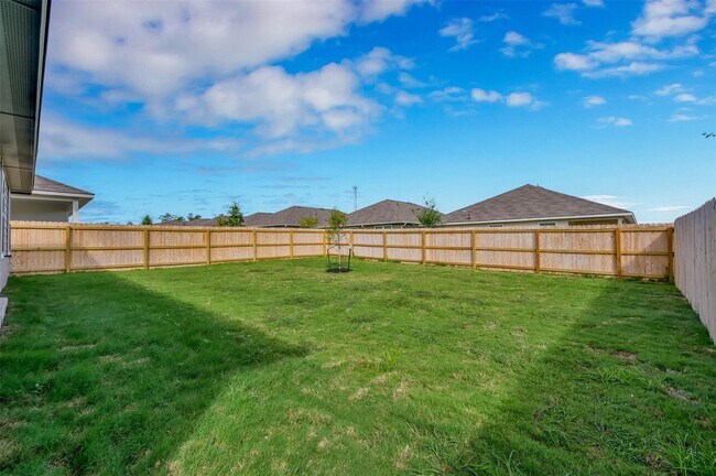 Building Photo - 225 Pecos Dr