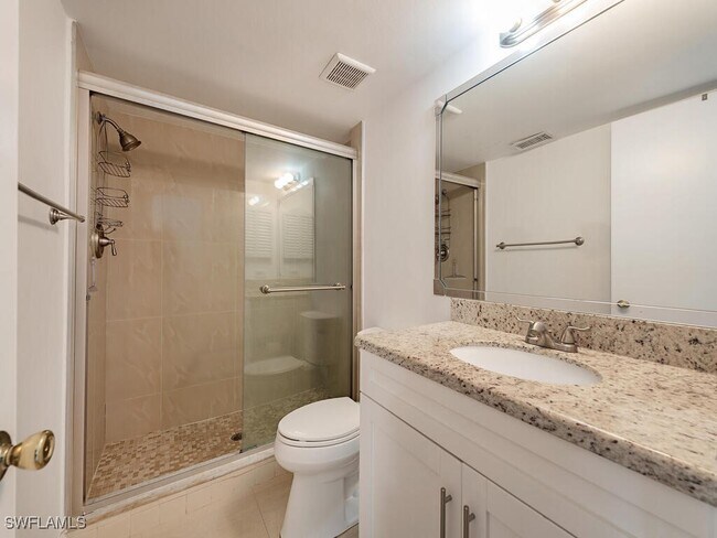 Building Photo - 3635 Boca Ciega Dr