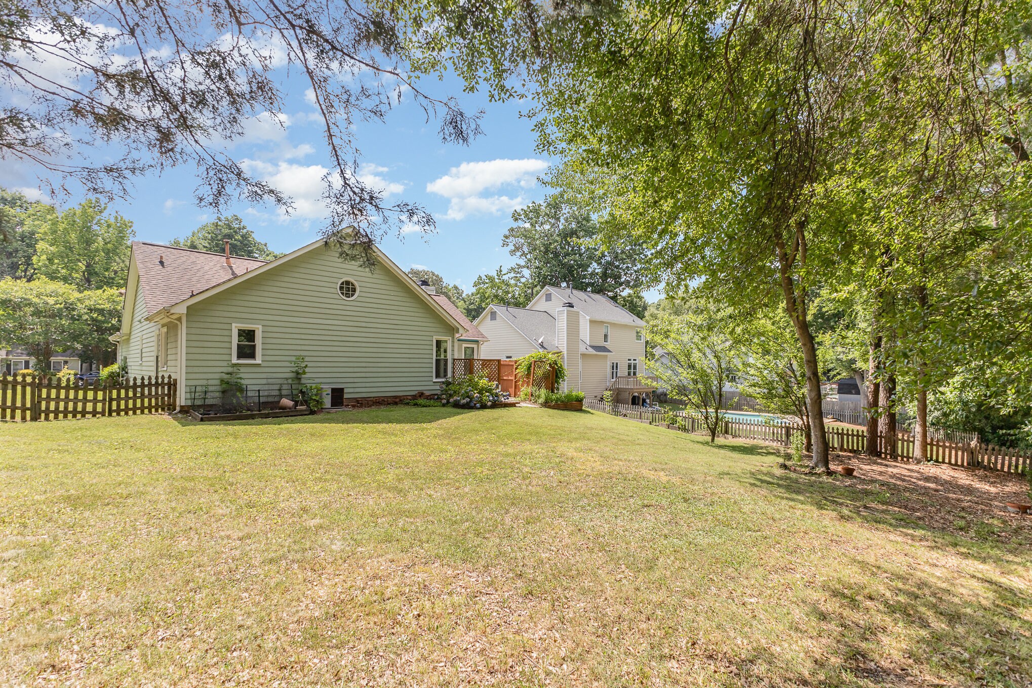 Building Photo - 8712 Canter Post Dr