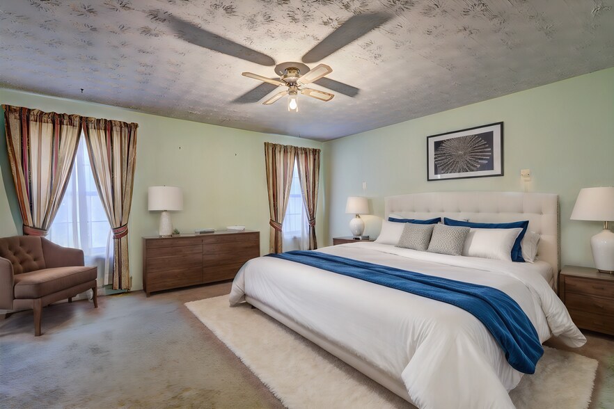 Building Photo - 503 Fayetteville Rd