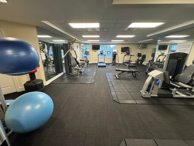 Building Photo - 221 Ocean Grande Blvd