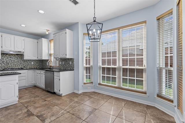 Building Photo - 7713 La Guardia Dr