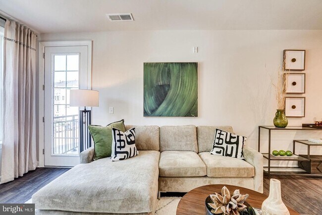 Building Photo - 21731 Dovekie Ter