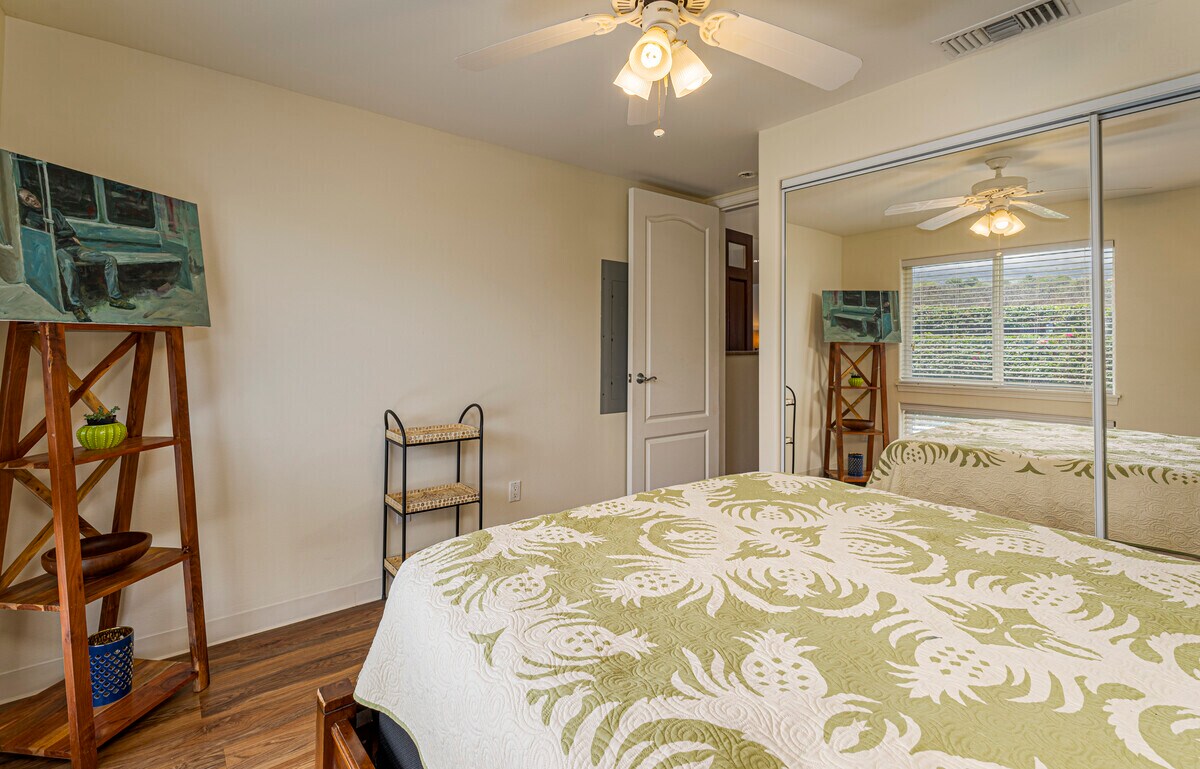 Building Photo - 75-5919 Alii Dr