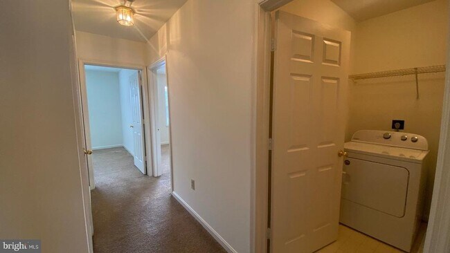 Building Photo - 306 Gatehouse Ln