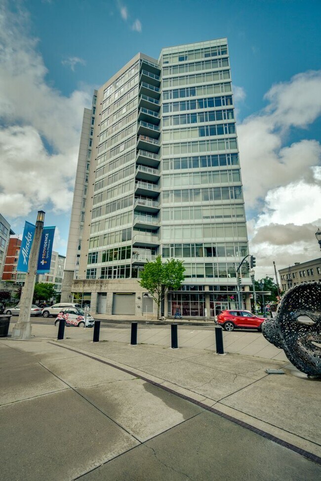 Building Photo - Civic Condominiums - FURNISHED 8th floor s...