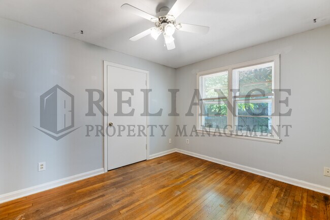 Building Photo - 853 N Terrace Dr