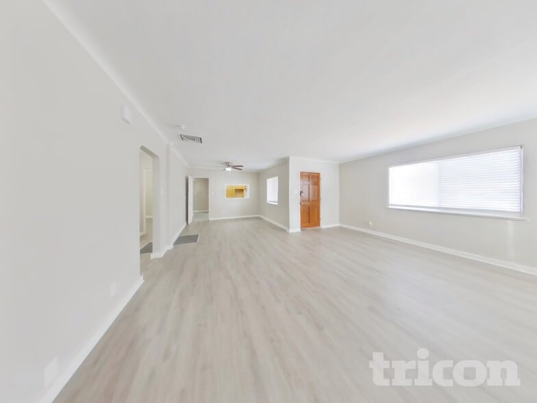 Building Photo - 10301 Sorrills Creek Ln