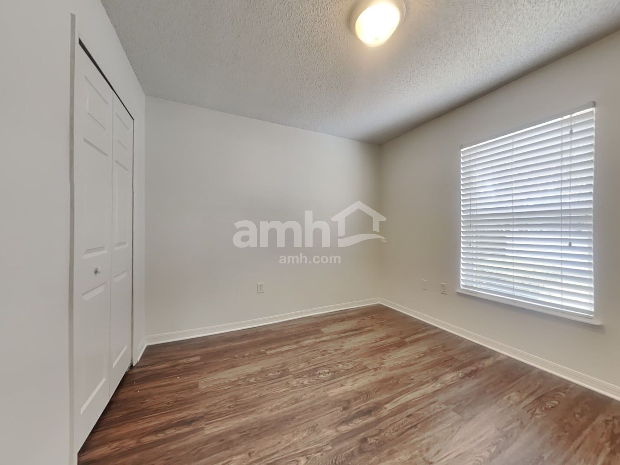 Building Photo - 3460 Wentworth Cir E