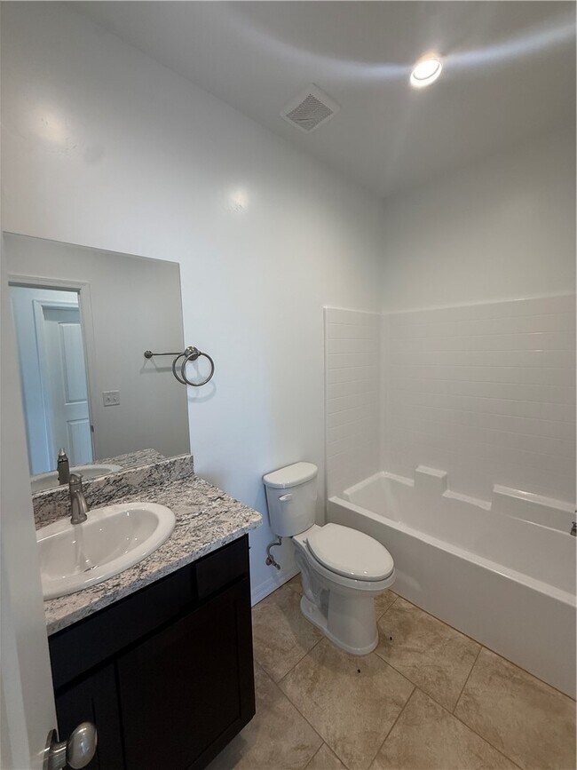 Building Photo - 3595 N Verdugo Rd