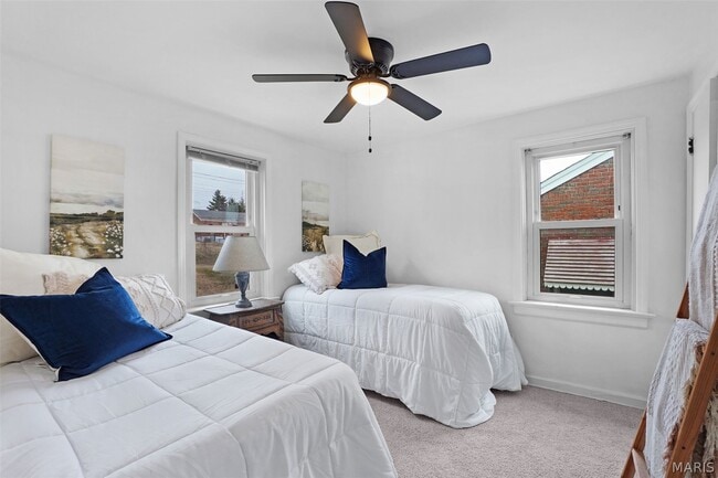 Building Photo - 813 Chain of Rocks Dr