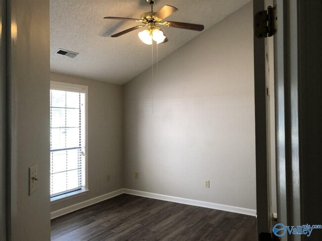 Building Photo - 127 Philadelphia Dr