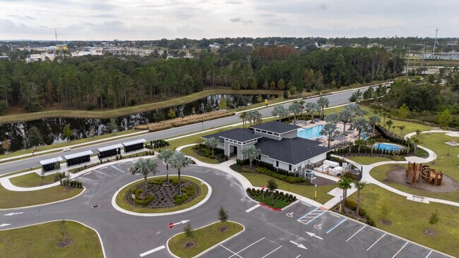 Building Photo - 2814 Raindrop Run St