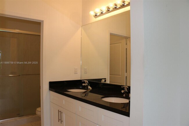 Building Photo - 25372 SW 135th Ave